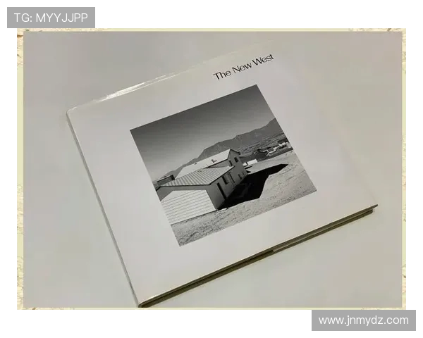 亚当斯的传奇人生与成就探秘：从平凡到伟大的奋斗历程